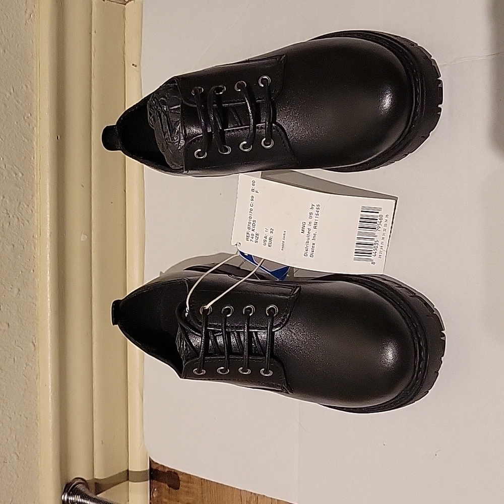 Boys leather shoes